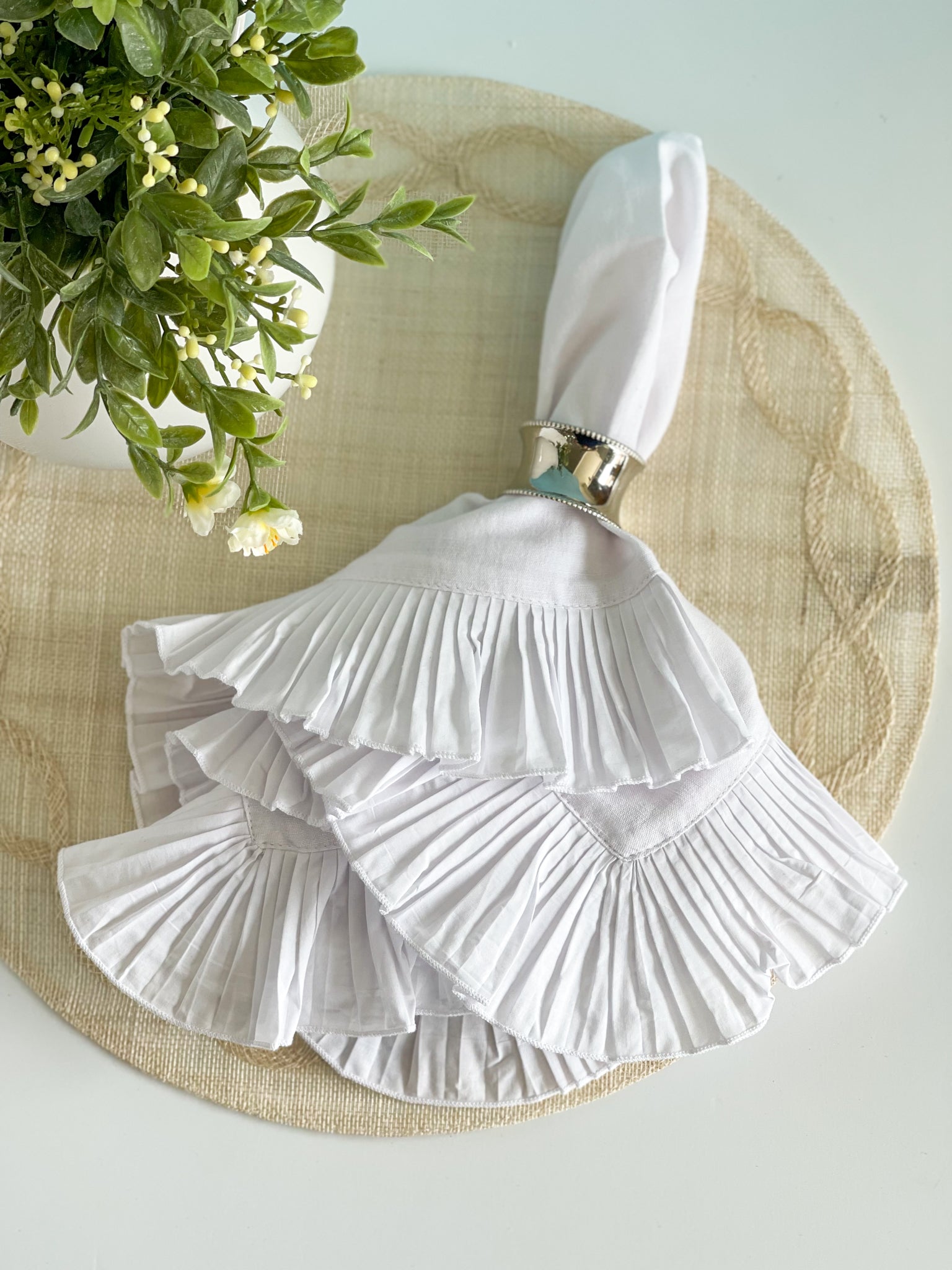 http://southernlyplace.com/cdn/shop/products/juliska-mademoiselle-white-napkin.jpg?v=1655727437