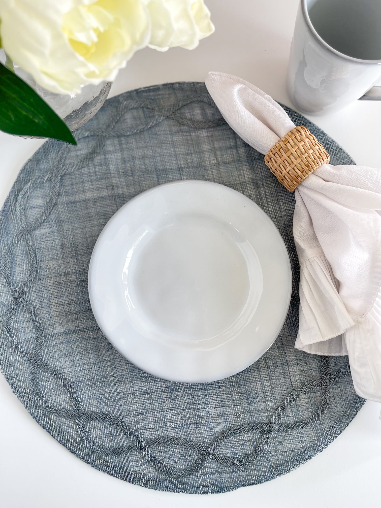 http://southernlyplace.com/cdn/shop/products/juliska-quotidien-white-cocktail-plate.jpg?v=1680555657