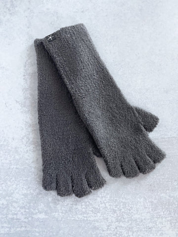 Barefoot Dreams Carbon Fingerless Gloves