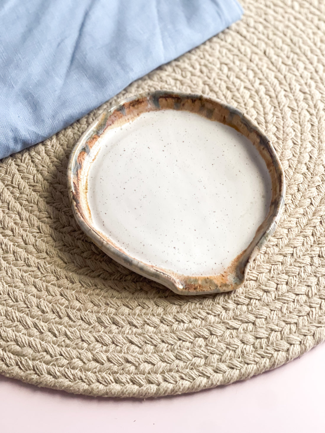 Etta B Magnolia Round Spoon Rest