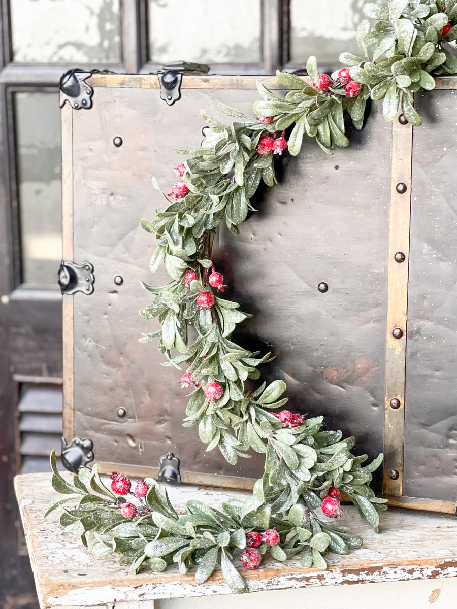 Iced Red Berry Christmas Garland