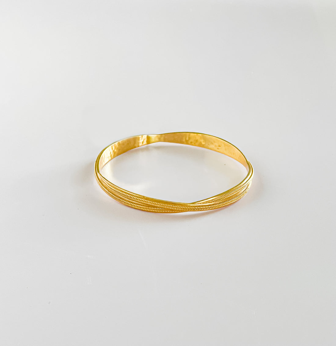 Julie Vos Cheval Twist Bangle