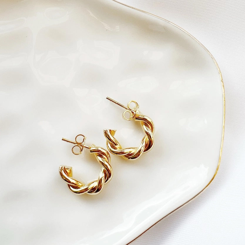 Lily Twist Hoops Earrings