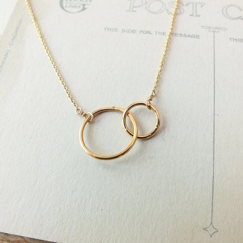 Mother Necklace Gold