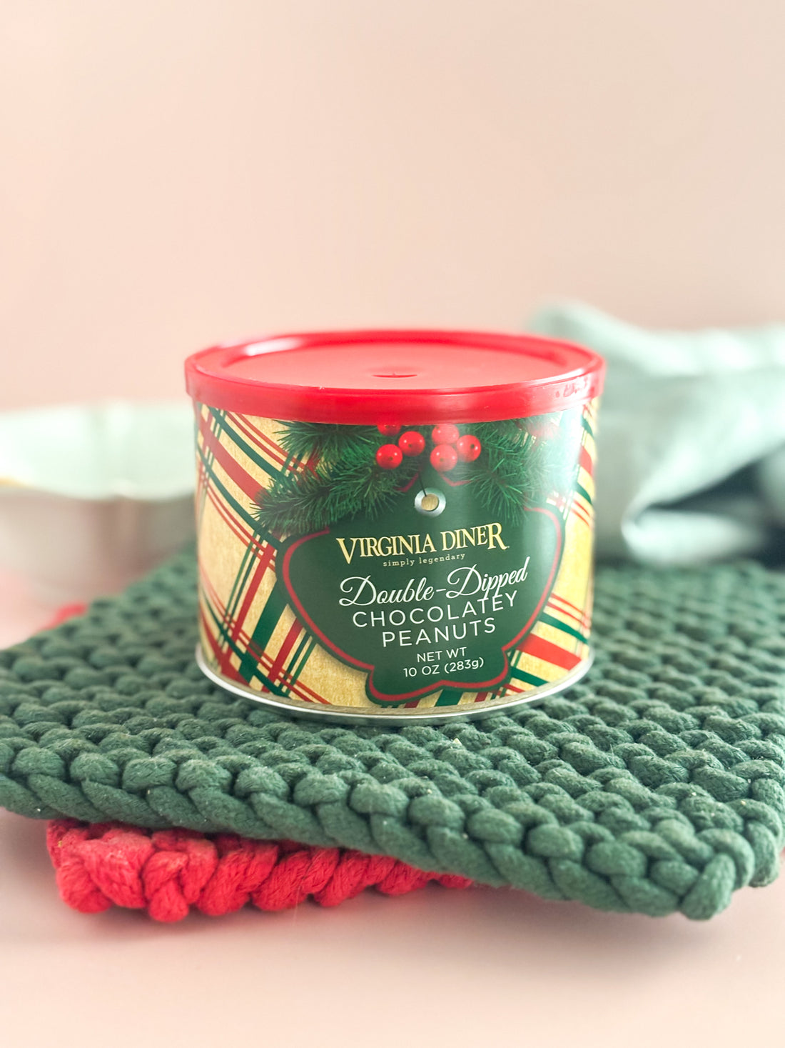 10oz Holiday Plaid Chocolate Peanuts