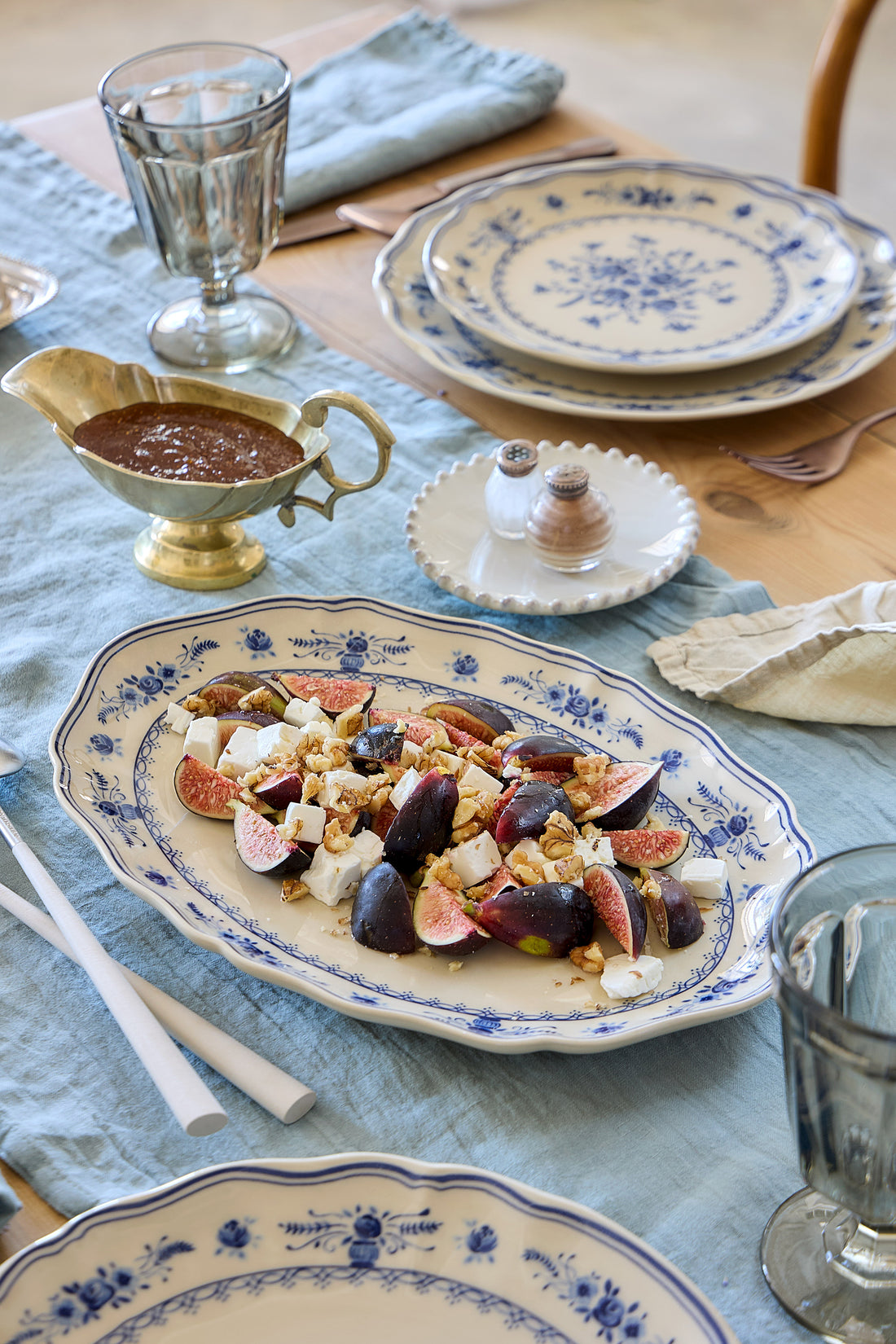 Vila Blue Floral Oval Platter