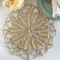 Wicker Flower Charger