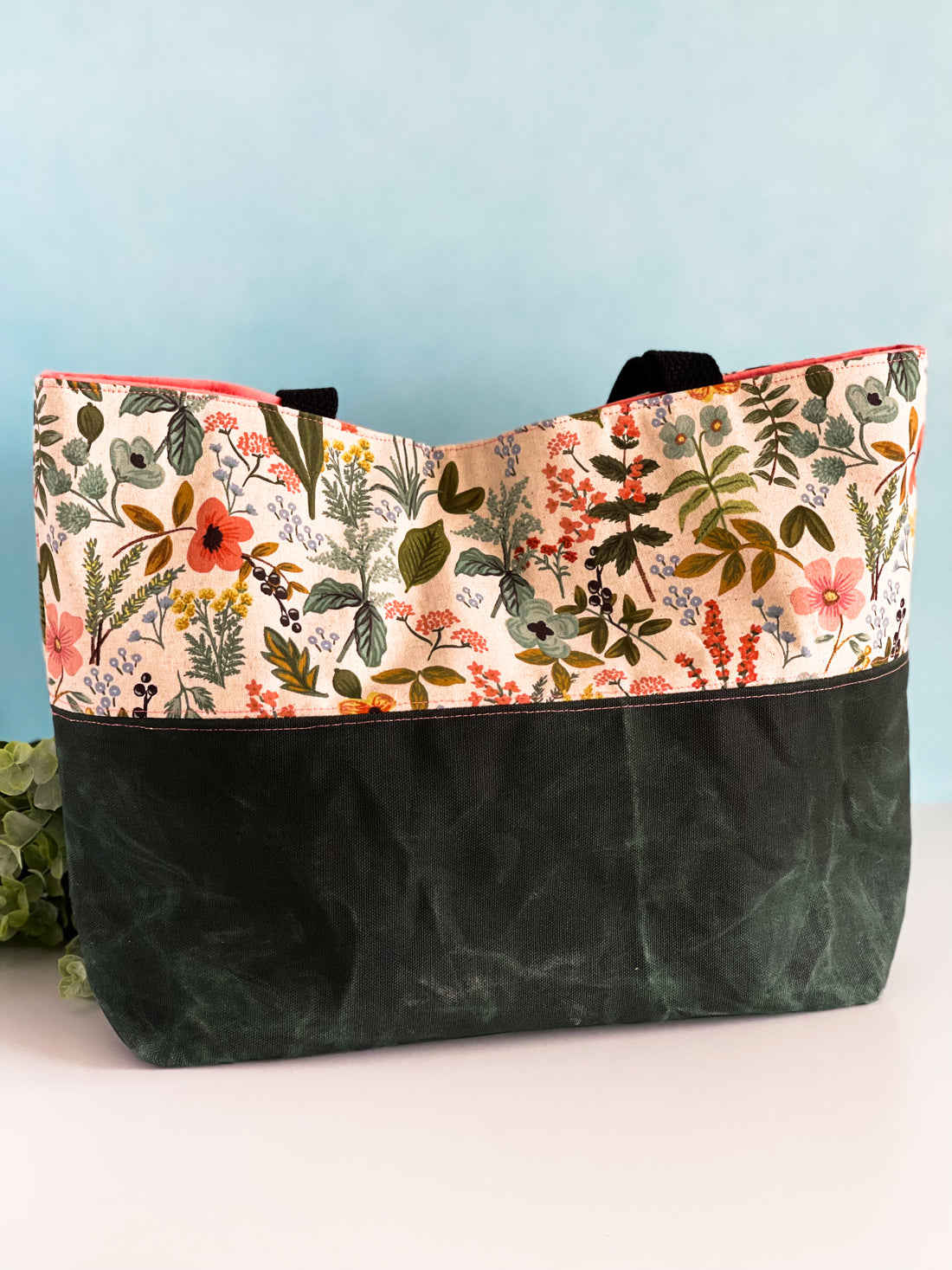 Floral Garden Pattern Tote