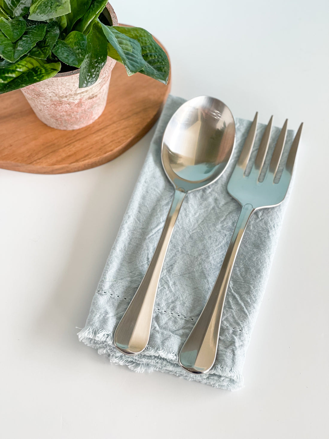 Juliska Bistro Two Piece Hostess Set