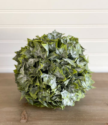 Real Touch Powdered English Ivy Orb