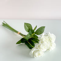 White Roses Real Touch
